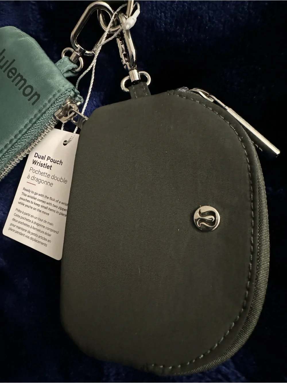 Dual pouch wristlet